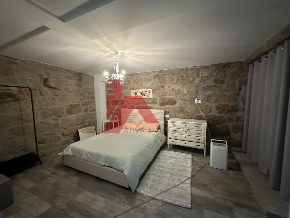 Moradia T2 para Venda em Creixomil Foto 6