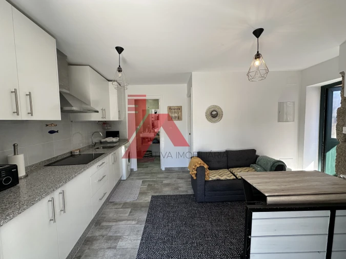 Moradia T2 para Venda em Creixomil Foto 4