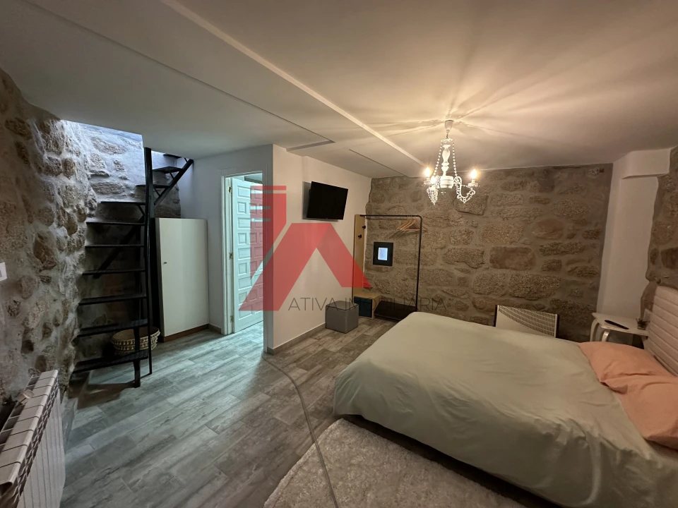 Moradia T2 para Venda em Creixomil Foto 8