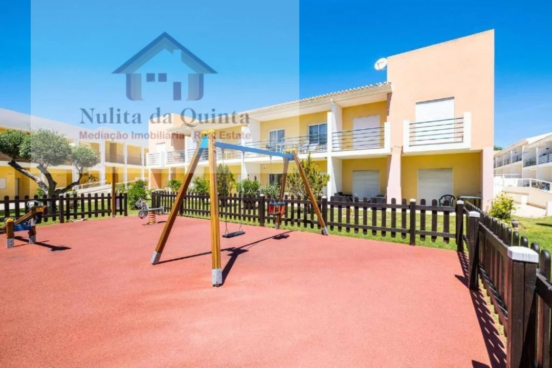 Apartamento T2 para Arrendamento férias em Guia Foto 17