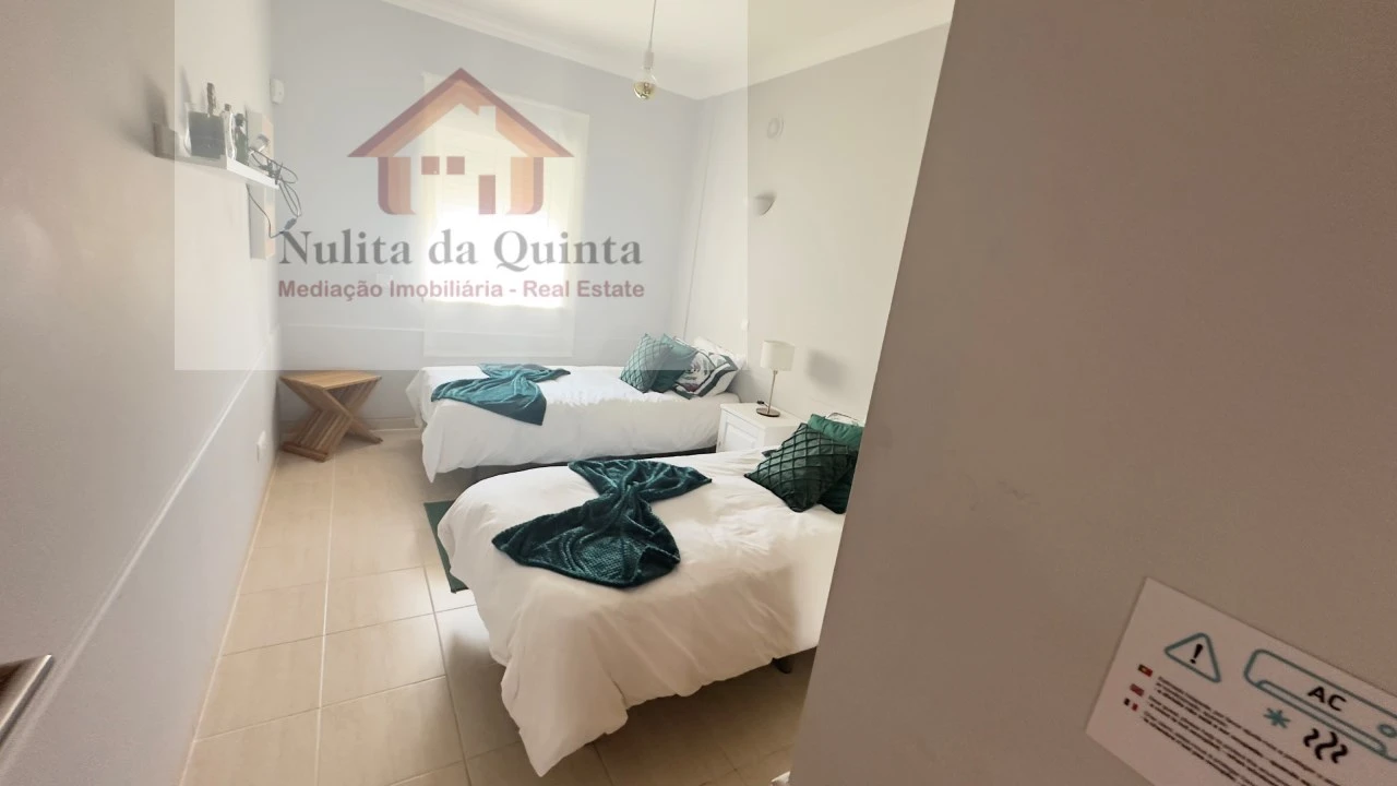 Apartamento T2 para Arrendamento férias em Guia Foto 22