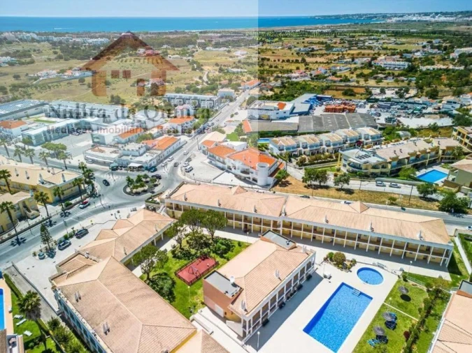 Apartamento T2 para Arrendamento férias em Guia Foto 14