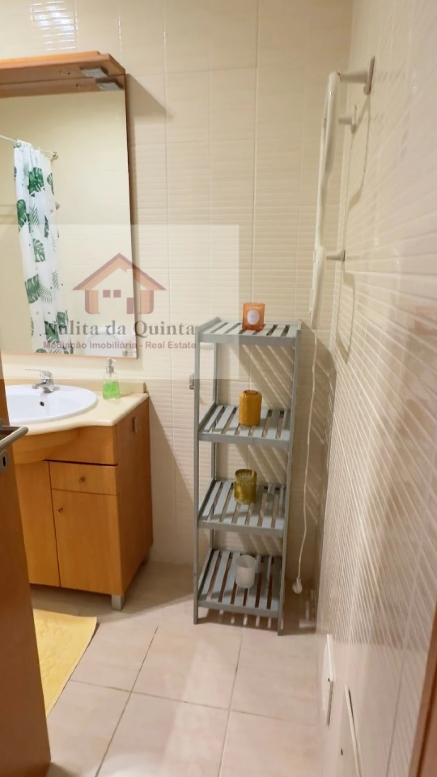 Apartamento T2 para Arrendamento férias em Guia Foto 20