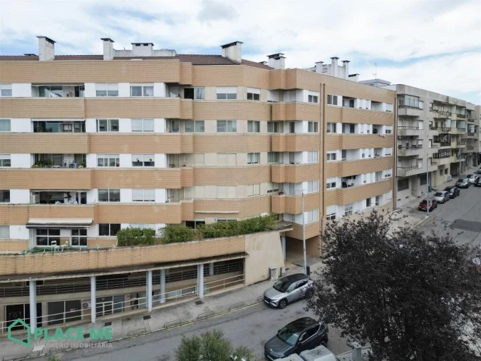 Loja para Arrendamento em São Vicente (Braga)