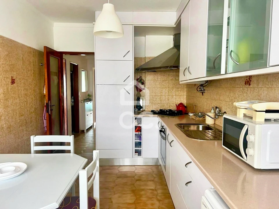 Apartamento T3 para Arrendamento em Ferrel Foto 4