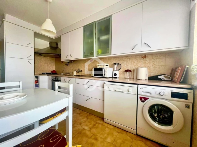 Apartamento T3 para Arrendamento em Ferrel Foto 9