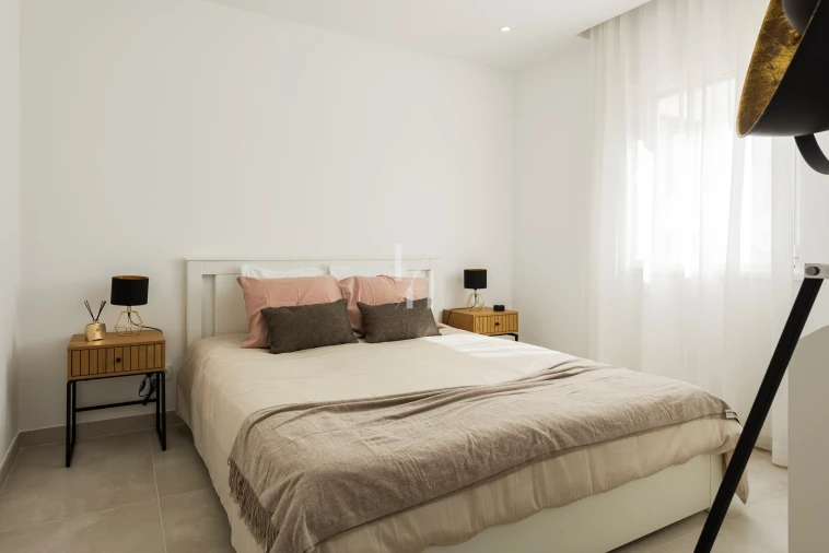 Apartamento T1 para Arrendamento férias em Quarteira Foto 3