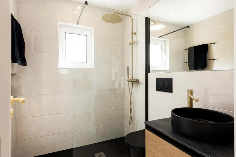 Apartamento T1 para Arrendamento férias em Quarteira Foto 5