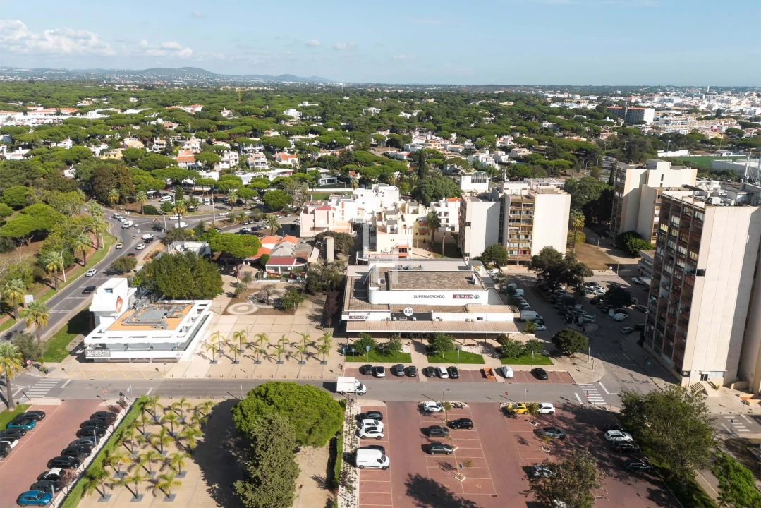 Apartamento T1 para Arrendamento férias em Quarteira Foto 14