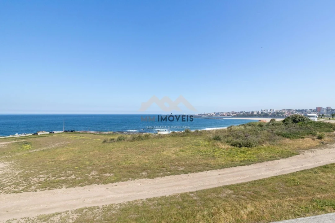 Apartamento T2 para Venda em Canidelo Foto 51