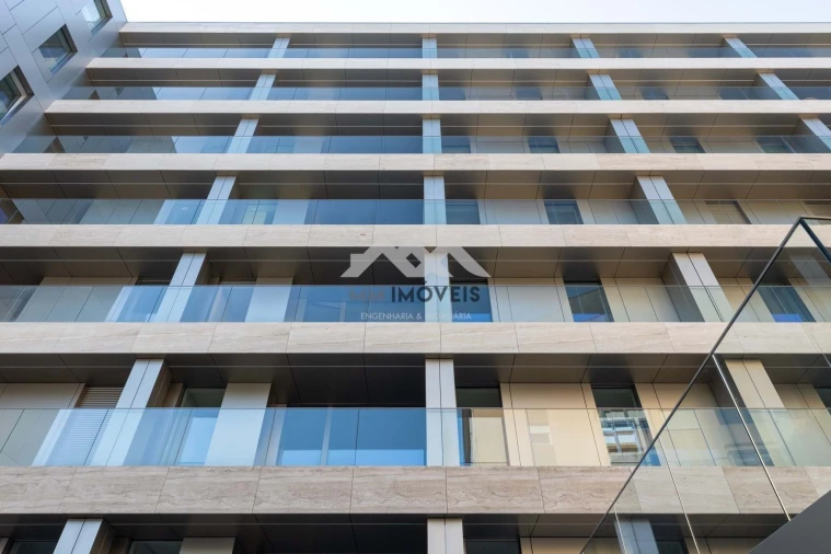 Apartamento T3 para Venda em Paranhos Foto 3