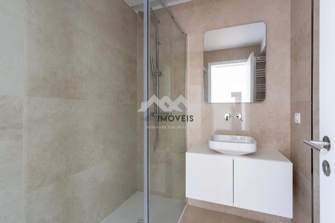 Apartamento T3 para Venda em Paranhos Foto 24