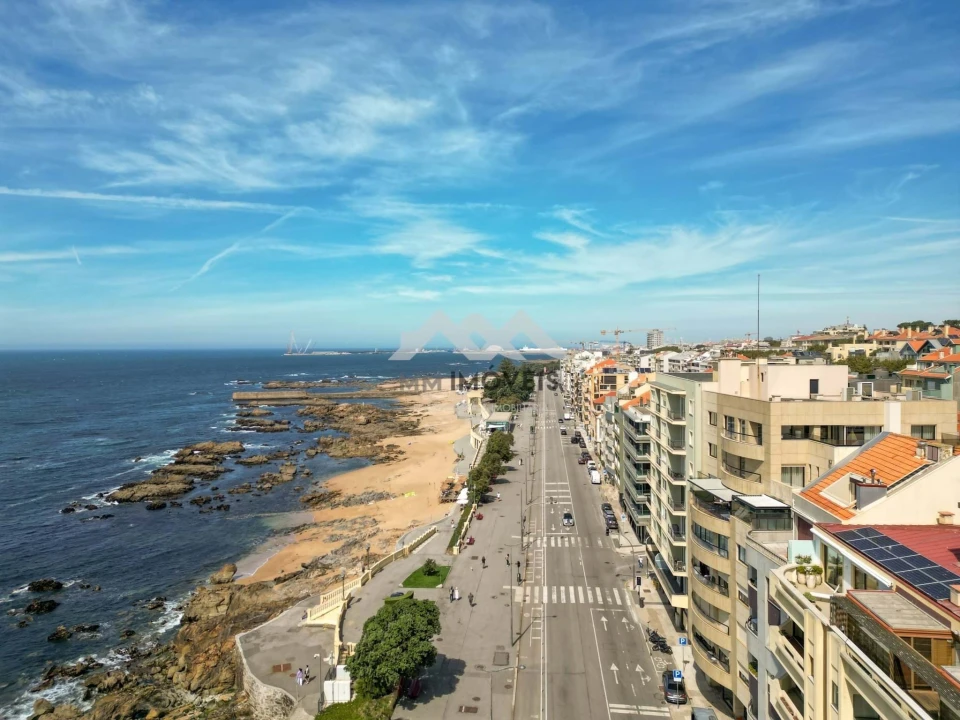 Apartamento T3 para Venda em Aldoar, Foz do Douro e Nevogilde Foto 17