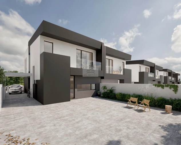 Moradia T4 para Venda em Esgueira