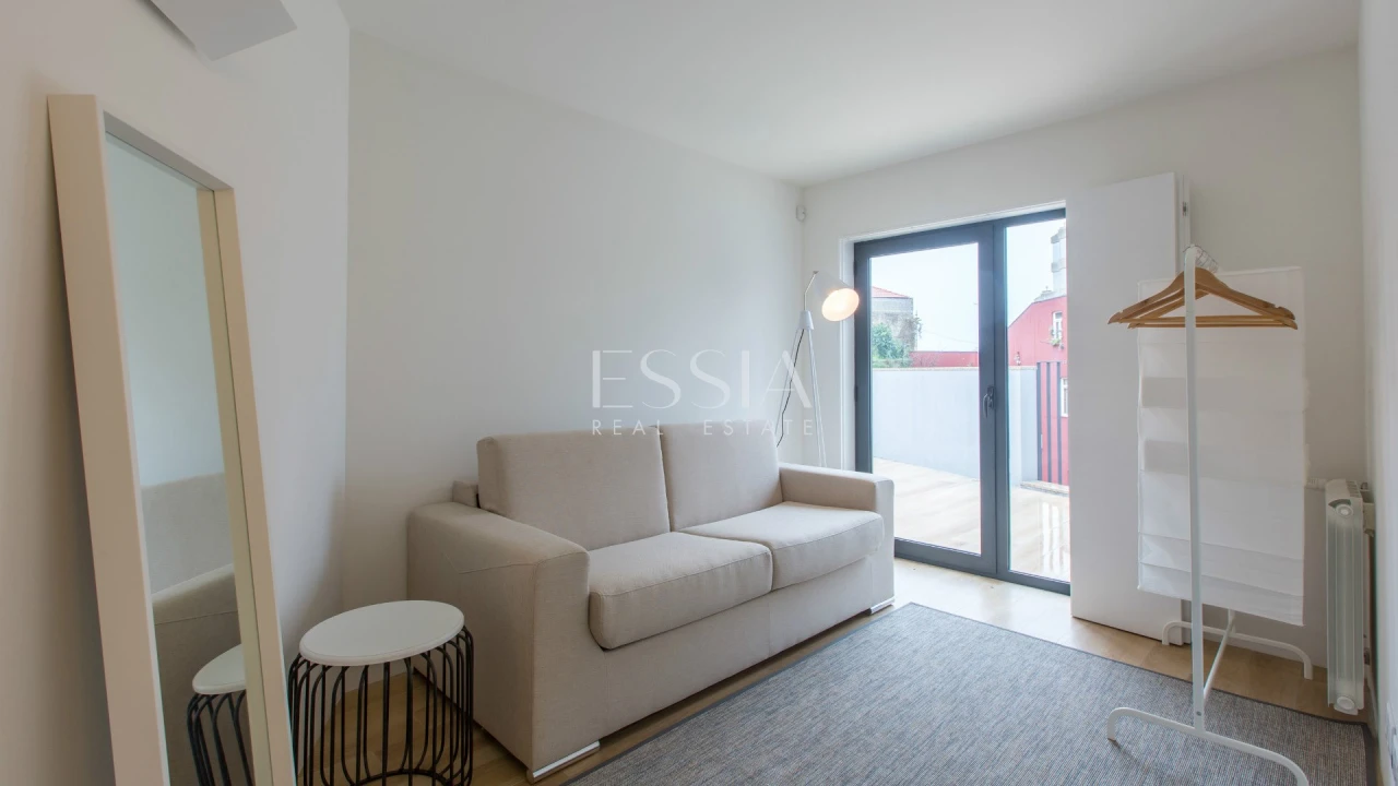 Apartamento T2 para Arrendamento em Lordelo do Ouro e Massarelos Foto 14