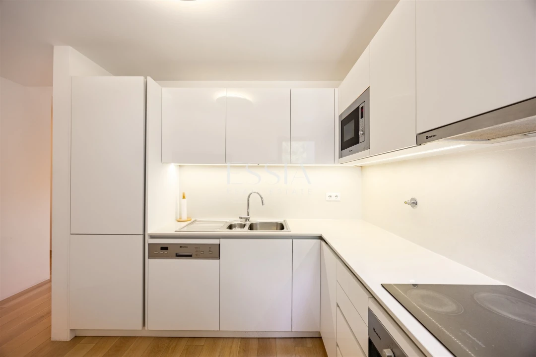 Apartamento T2 para Arrendamento em Lordelo do Ouro e Massarelos Foto 9