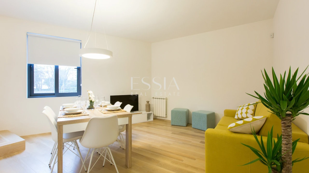 Apartamento T2 para Arrendamento em Lordelo do Ouro e Massarelos Foto 1