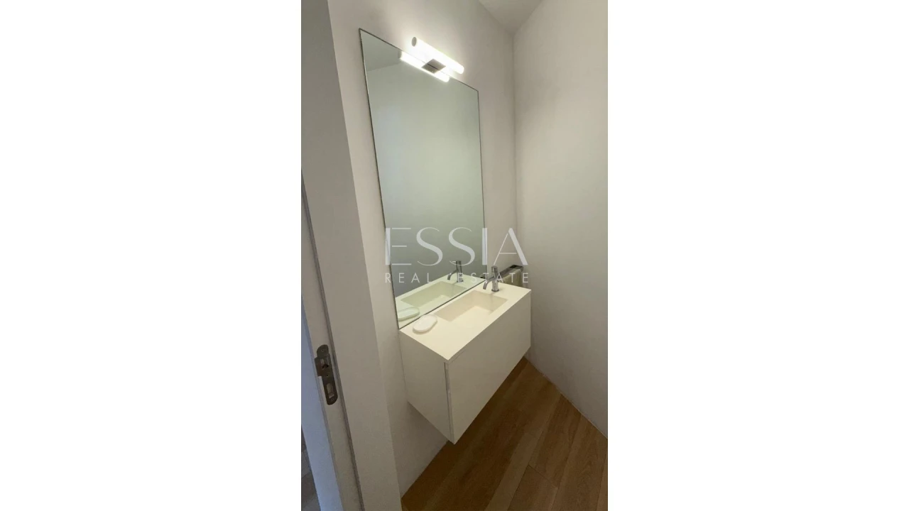 Apartamento T2 para Arrendamento em Lordelo do Ouro e Massarelos Foto 8