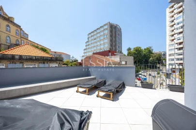 Apartamento T2 para Arrendamento em Lordelo do Ouro e Massarelos