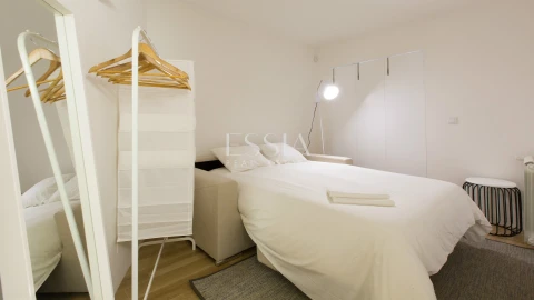 Apartamento T2 para Arrendamento em Lordelo do Ouro e Massarelos
