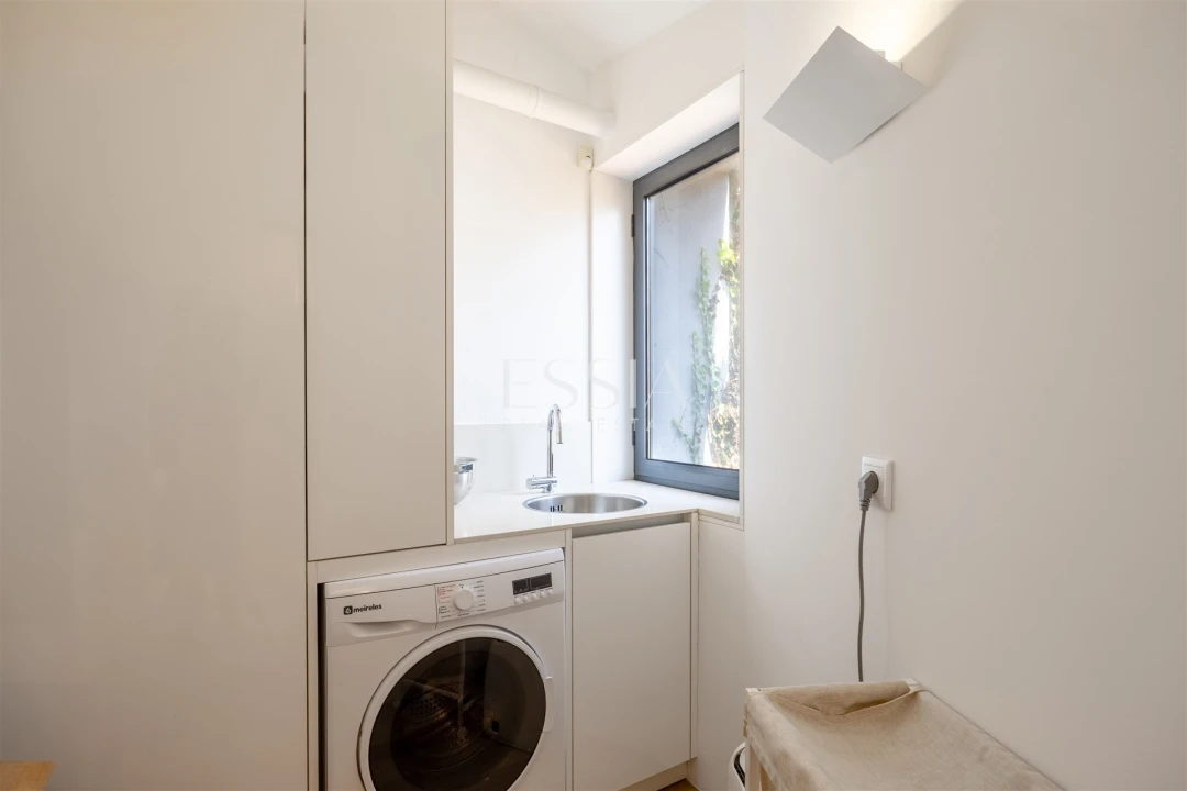Apartamento T2 para Arrendamento em Lordelo do Ouro e Massarelos Foto 19
