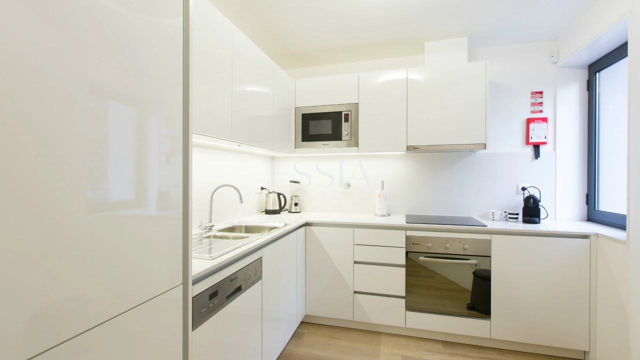 Apartamento T2 para Arrendamento em Lordelo do Ouro e Massarelos Foto 6