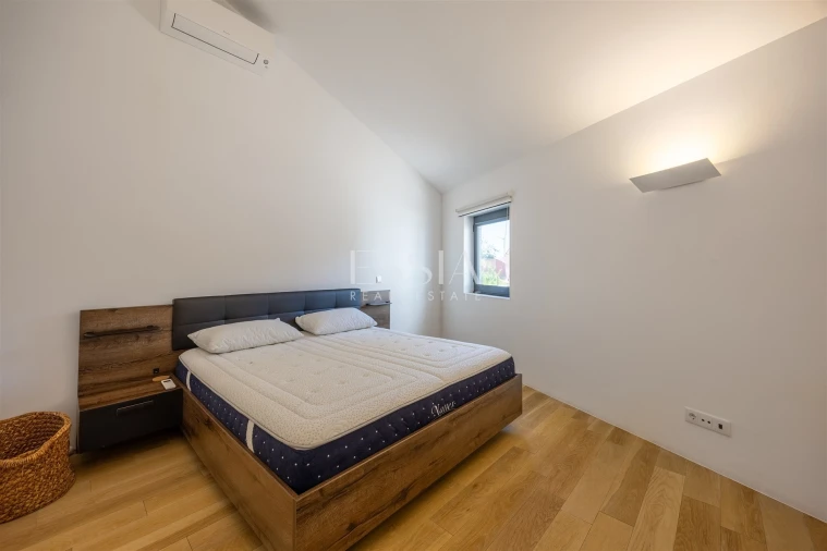 Apartamento T2 para Arrendamento em Lordelo do Ouro e Massarelos Foto 14