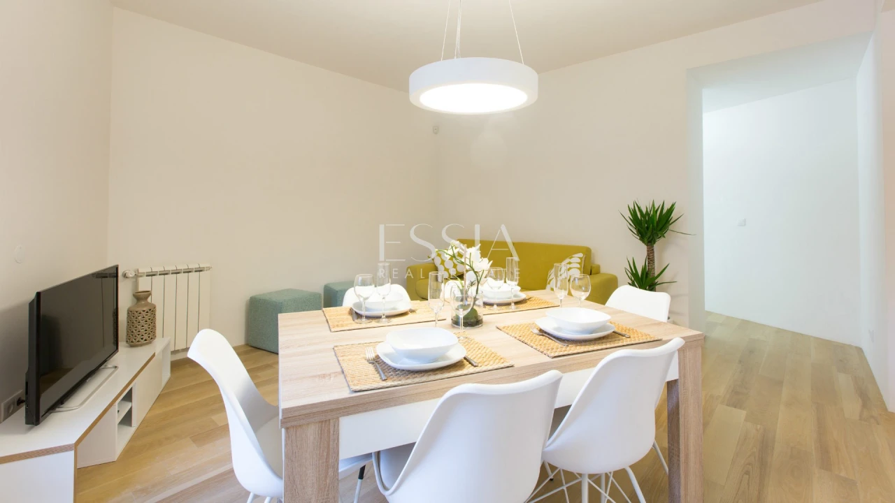Apartamento T2 para Arrendamento em Lordelo do Ouro e Massarelos Foto 2