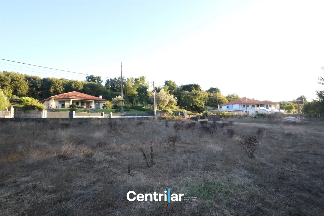 Terreno para Venda em Repeses e São Salvador Foto 12