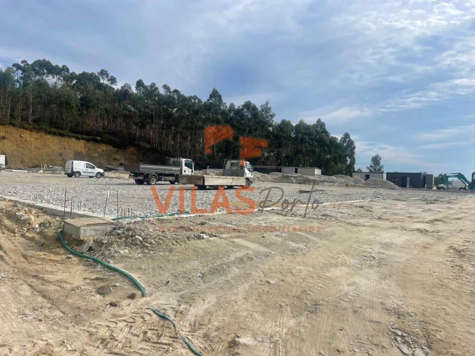 Armazém para Venda em Lordelo Foto 17