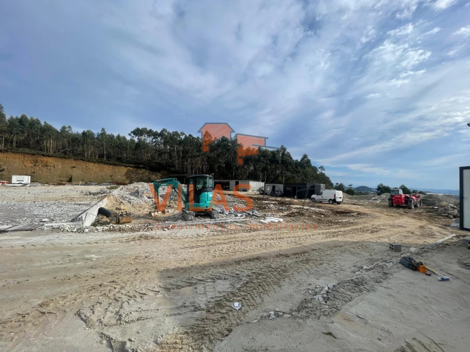 Armazém para Venda em Lordelo Foto 16