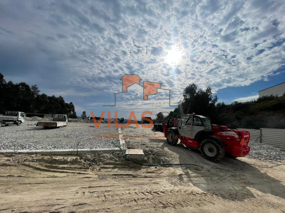 Armazém para Venda em Lordelo Foto 11