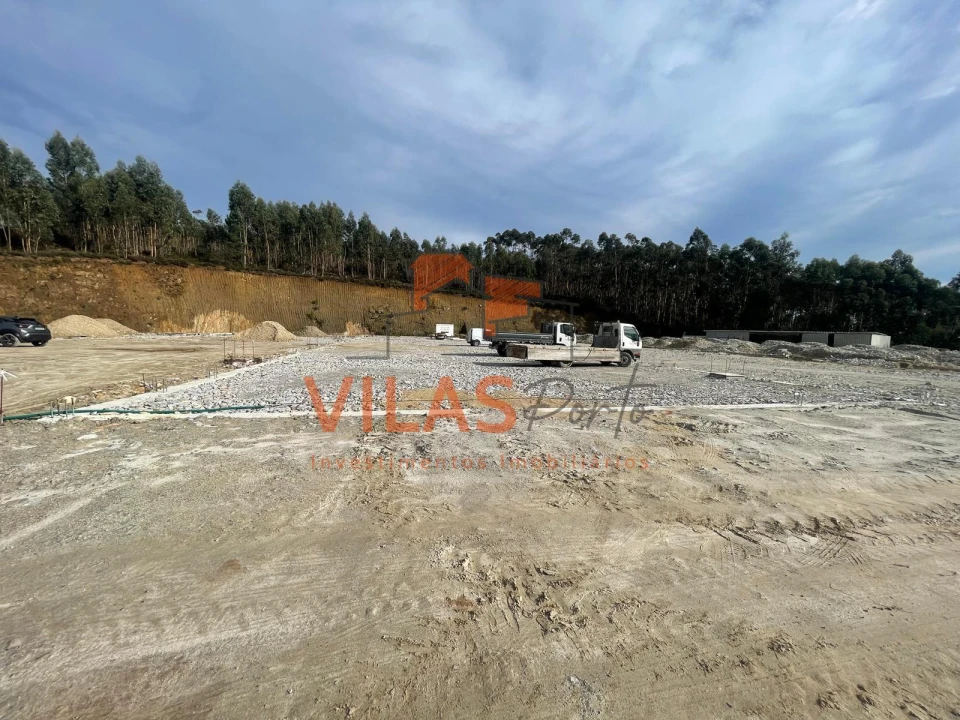 Armazém para Venda em Lordelo Foto 14