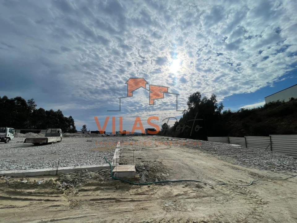 Armazém para Venda em Lordelo Foto 11