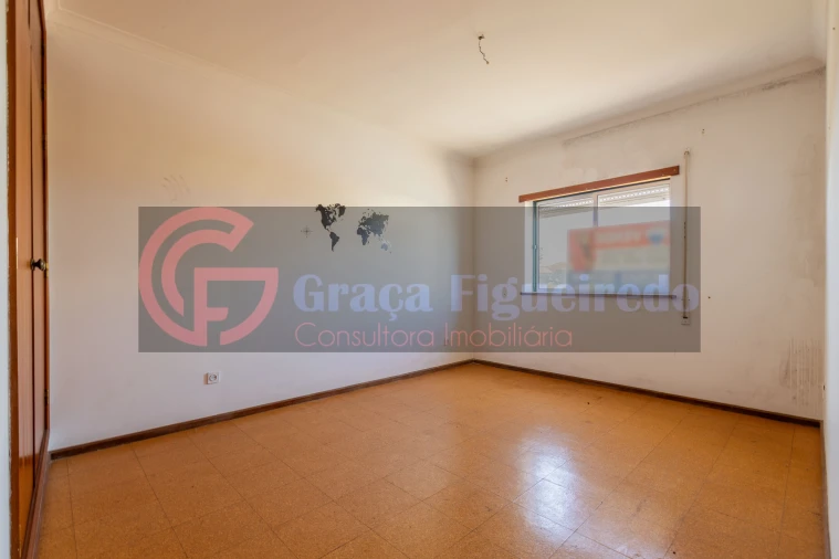 Apartamento T3 para Venda em Santa Comba Dão e Couto do Mosteiro Foto 19