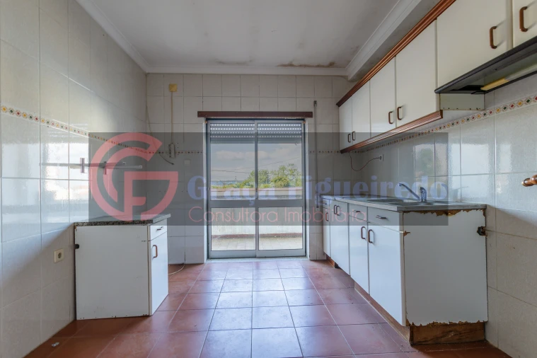 Apartamento T3 para Venda em Santa Comba Dão e Couto do Mosteiro Foto 15