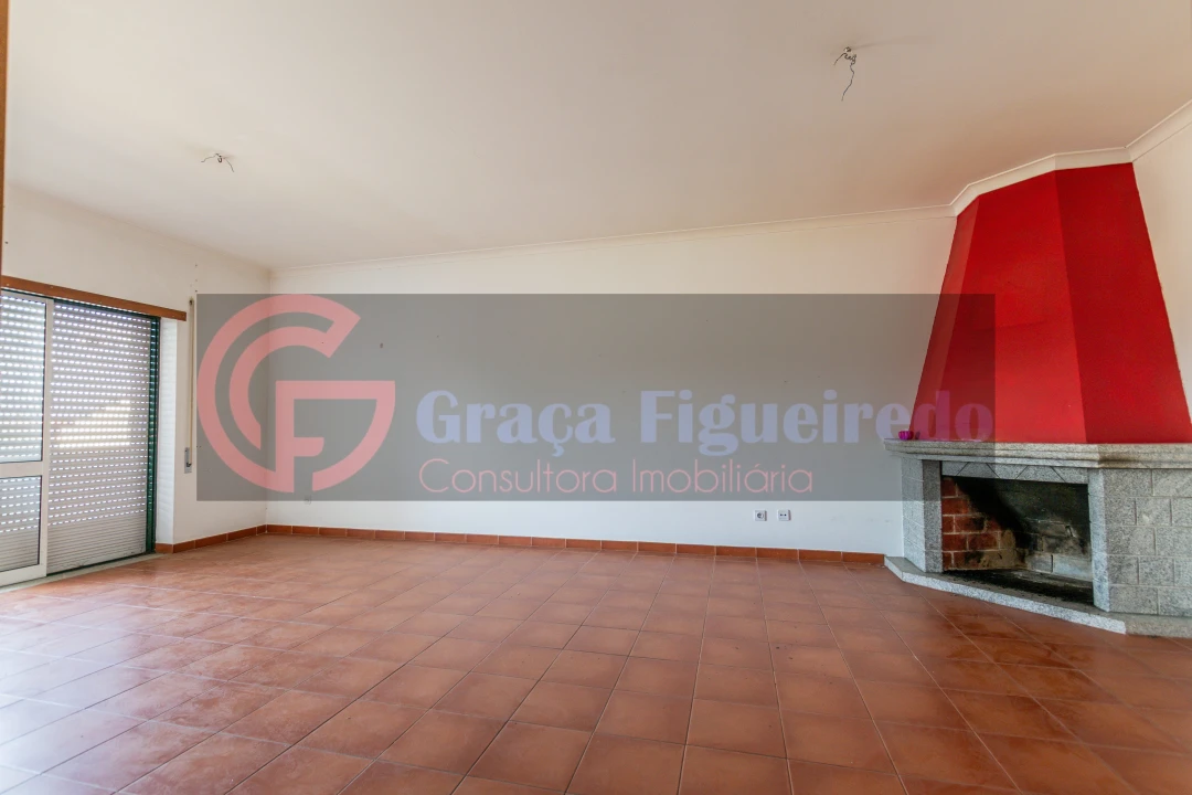 Apartamento T3 para Venda em Santa Comba Dão e Couto do Mosteiro Foto 4