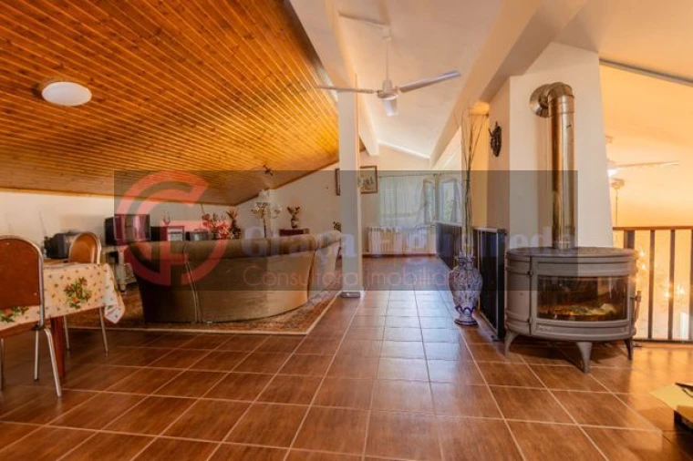 Moradia T3 para Venda em Santa Comba Dão e Couto do Mosteiro Foto 4