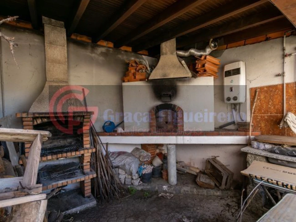 Moradia T3 para Venda em Santa Comba Dão e Couto do Mosteiro Foto 6