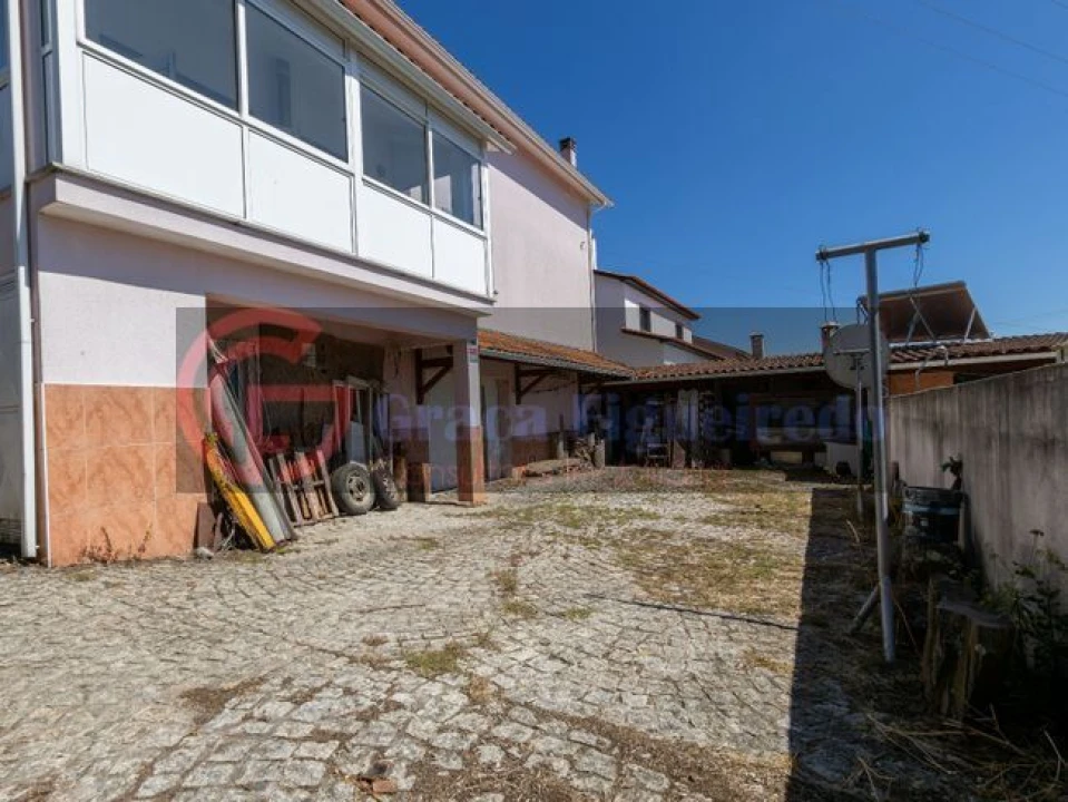 Moradia T3 para Venda em Santa Comba Dão e Couto do Mosteiro Foto 8