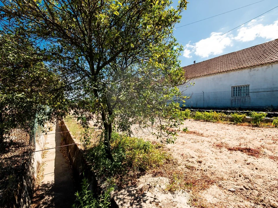 Garagem para Venda em Vale da Pedra Foto 17