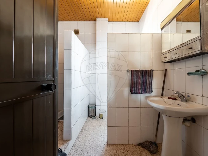 Garagem para Venda em Vale da Pedra Foto 14