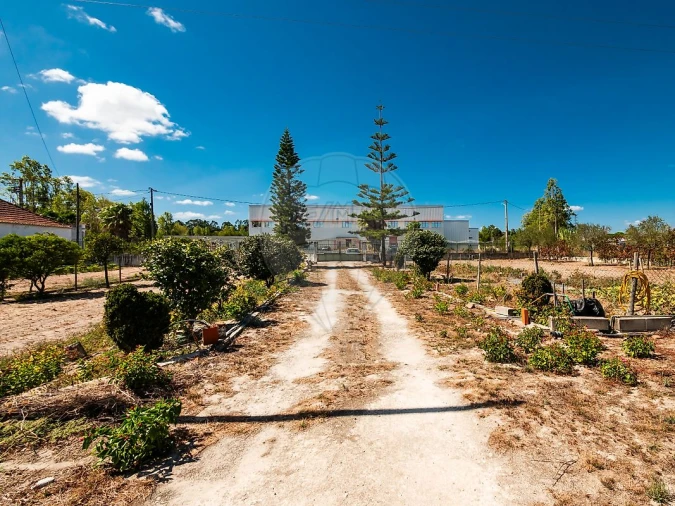 Garagem para Venda em Vale da Pedra Foto 2