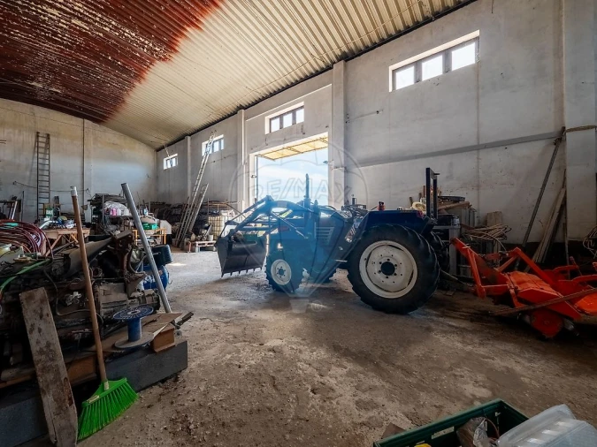 Garagem para Venda em Vale da Pedra Foto 5