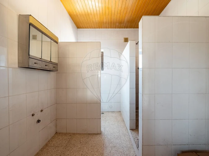 Garagem para Venda em Vale da Pedra Foto 10