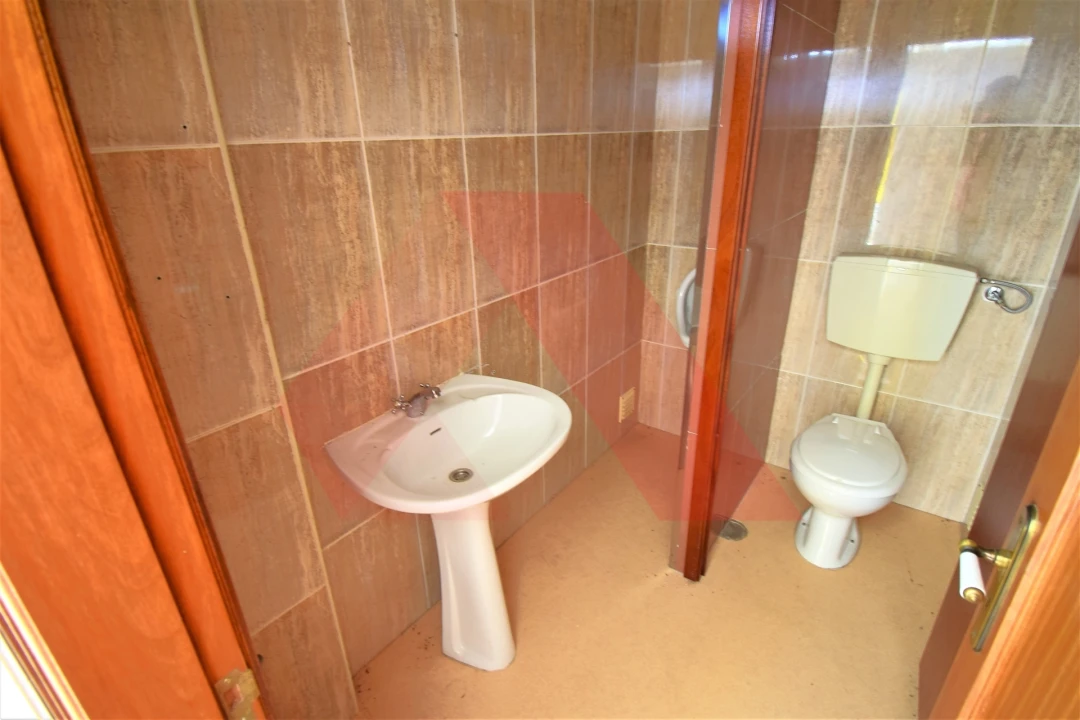 Loja para Venda em Tabua Foto 7