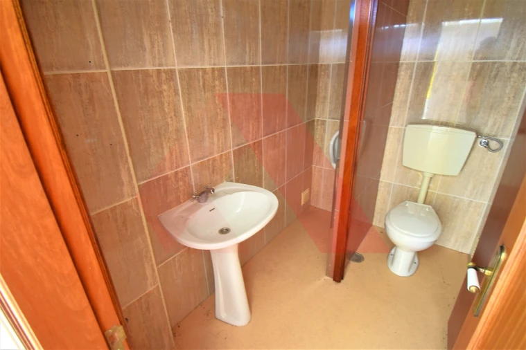 Loja para Venda em Tabua Foto 7