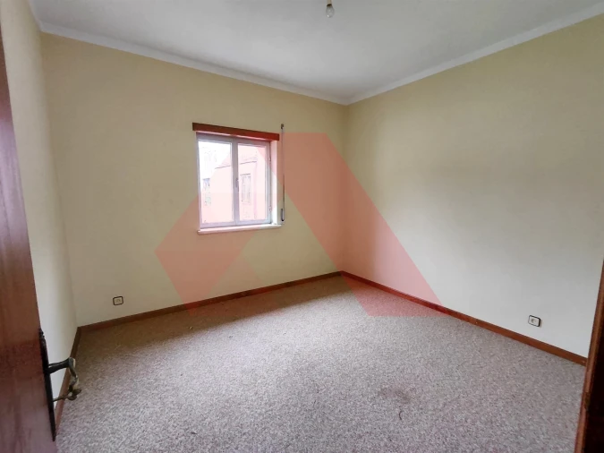 Moradia T3 para Venda em Espariz e Sinde Foto 6