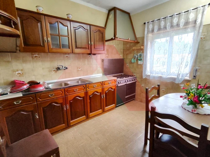 Moradia T3 para Venda em Espariz e Sinde Foto 5