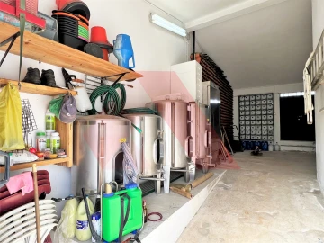 Quinta T0 para Venda em Espariz e Sinde